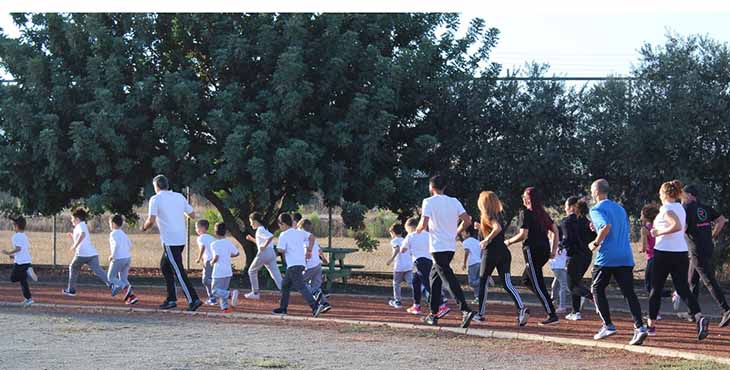 Τα παιδιά τρέχουν για τα παιδιά: Φιλανθρωπικός αγώνας δρόμου από το Β΄ Δημοτικό Κοκκινοτριμιθιάς