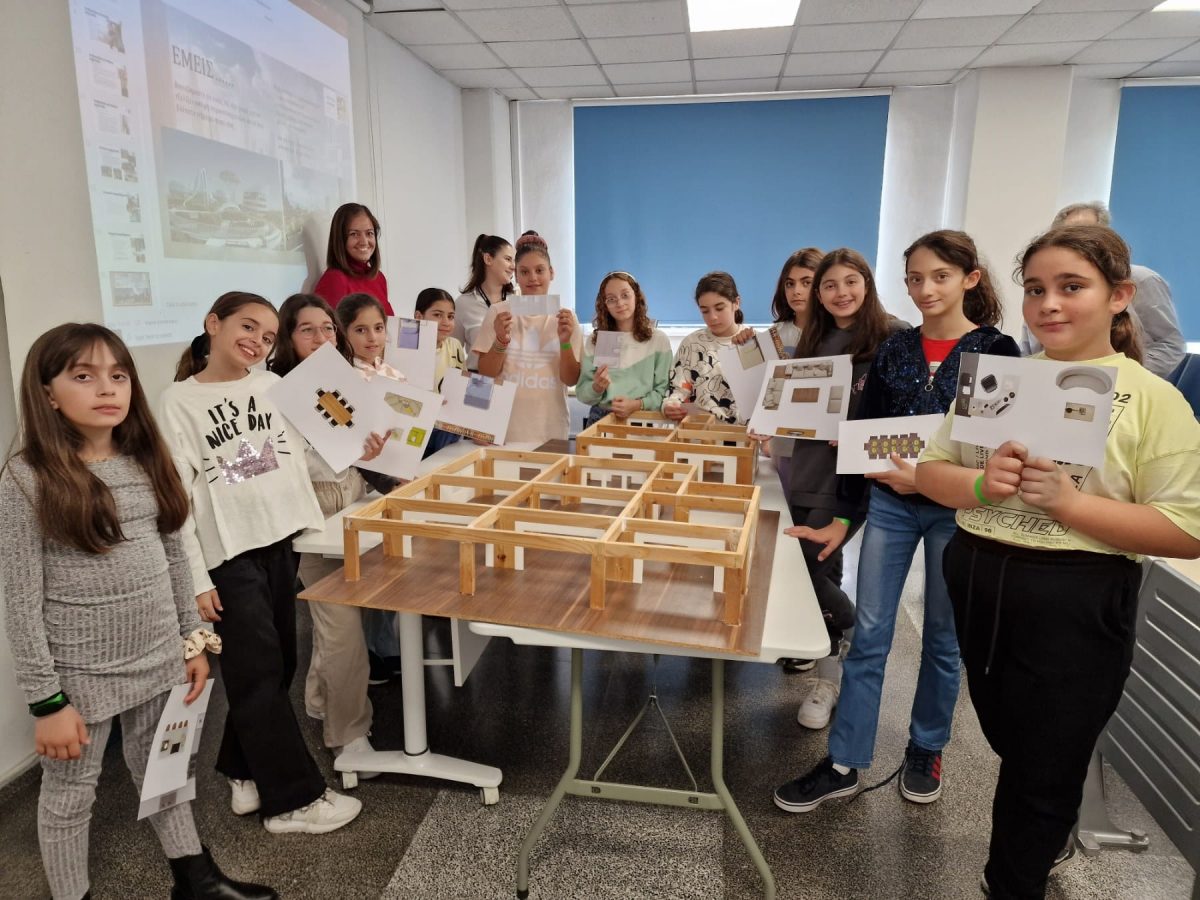 Κορίτσια 9-12 ετών γνώρισαν τον κόσμο της Επιστήμης, της Τεχνολογίας και της Μηχανικής στο Παν. Frederick