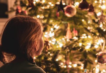 «Τα παιδιά μου μεγάλωσαν πολύ για τη χριστουγεννιάτικη μαγεία κι αυτό με σκοτώνει»