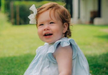 Χάρι - Μέγκαν: Η θλιβερή ιστορία πίσω από το γαλάζιο φορεματάκι των γενεθλίων της μικρής Λίλιμπετ