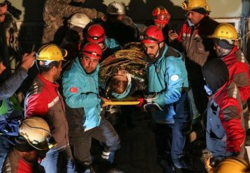 Σεισμός στην Τουρκία: 17χρονη σώθηκε μετά από 248 ώρες - Το επίθετό της σημαίνει «αυτή που δεν πεθαίνει»
