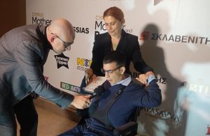 «Ανάταση ψυχής»: Ένα φιλμ για τον Μιχάλη, μαθητή με αναπηρία που διαπρέπει στην Τέχνη (vid)