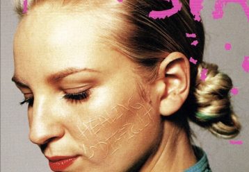 Sia: «Είμαι στο φάσμα του αυτισμού και είμαι σε ανάρρωση»