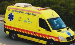 Σε κρίσιμη κατάσταση 19χρονος μοτοσικλετιστής μετά από σύγκρουση με όχημα 84χρονου