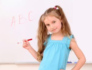Παιδιά με ΔΕΠΥ: Μαθαίνουν καλύτερα τα αγγλικά αν κινούνται