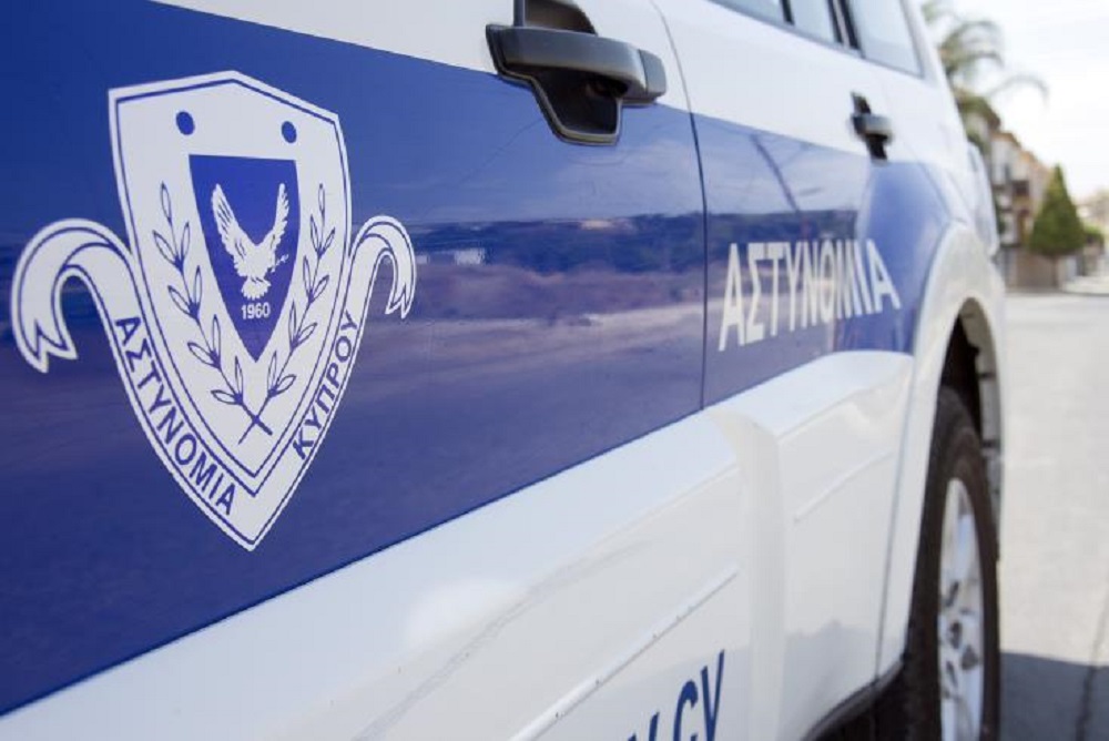 Χαμός στη Λεμεσό: Επιτέθηκε με τους γιους του στον σύντροφο της πρώην συζύγου του