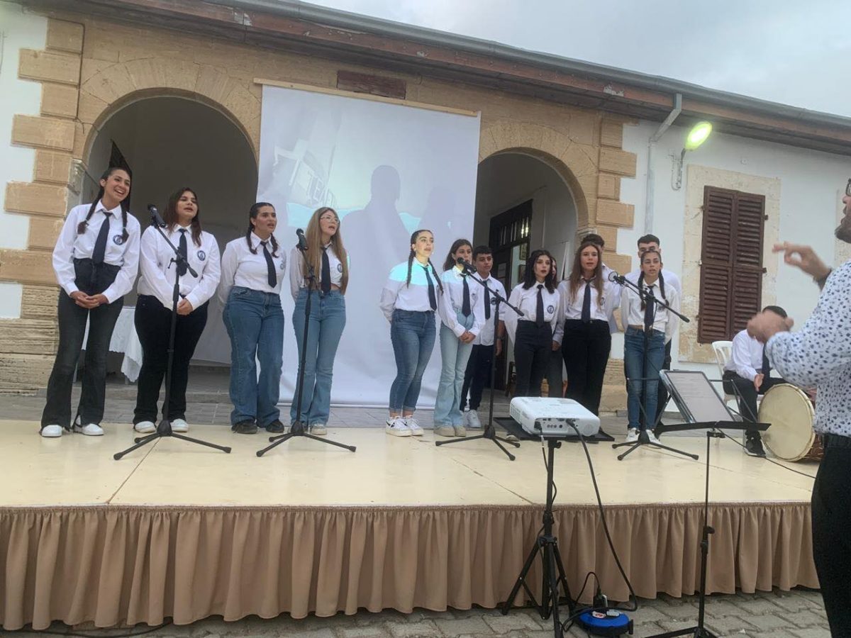 Συγκίνηση: Πρώτο ταξίδι για τους εγκλωβισμένους μαθητές του Ριζοκαρπάσου