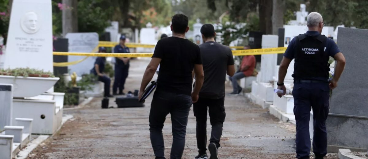 Νεκρό βρέφος σε κοιμητήριο: Οι υποψίες